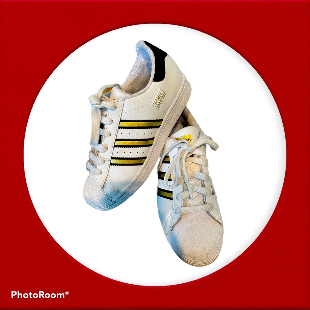 Adidas Superstar